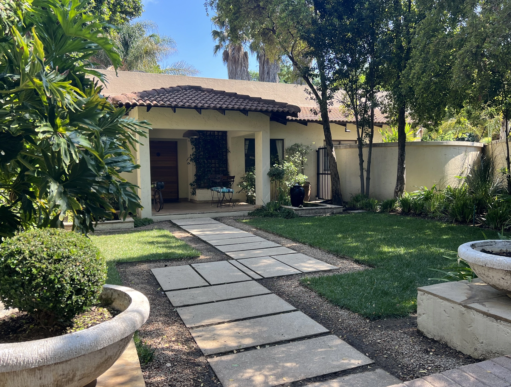 Low Maintenance High-impact Garden with The Landscape Design Company